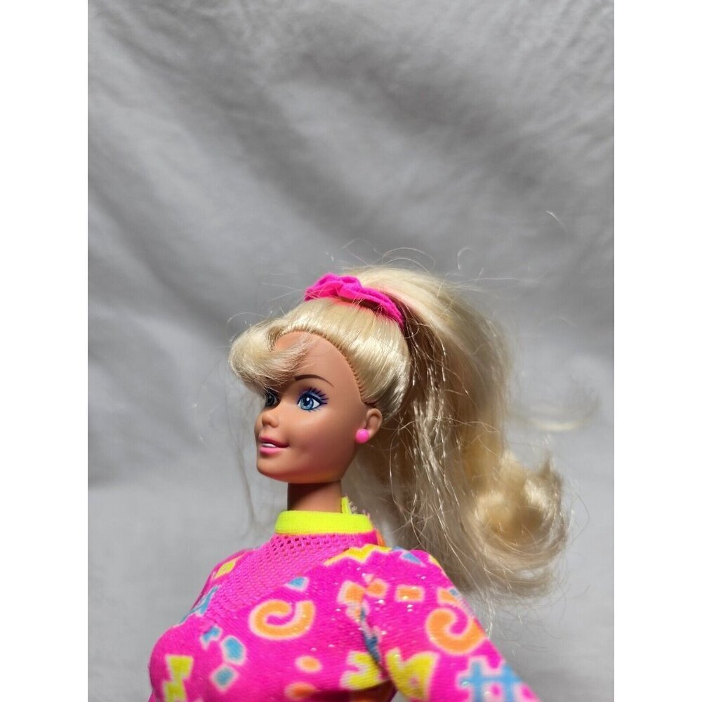 Vintage Workin Out Barbie Doll With Accessories 1996 Mattel Vintage - Picture 6 of 12